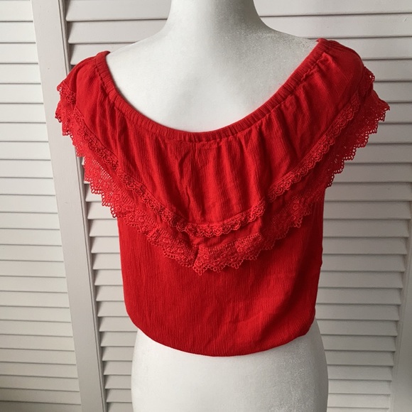 Crop Top - Picture 3 of 4